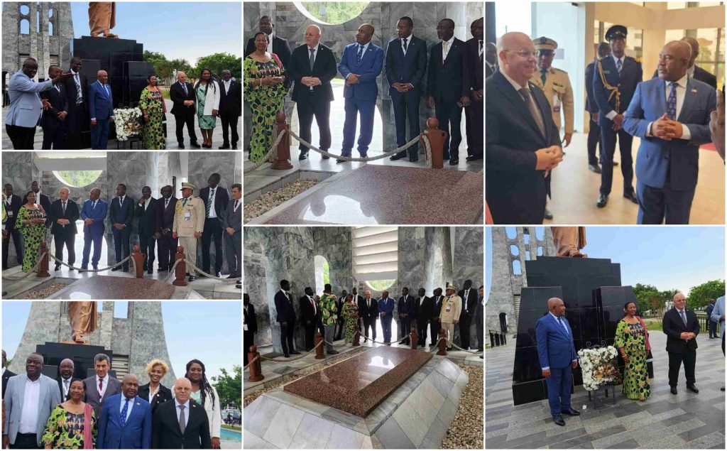 وزير المجاهدين وذوي الحقوق في زيارة للحديقة التذكارية كوامي نكروما التي تضم متحف وضريح الزعيم كوامي