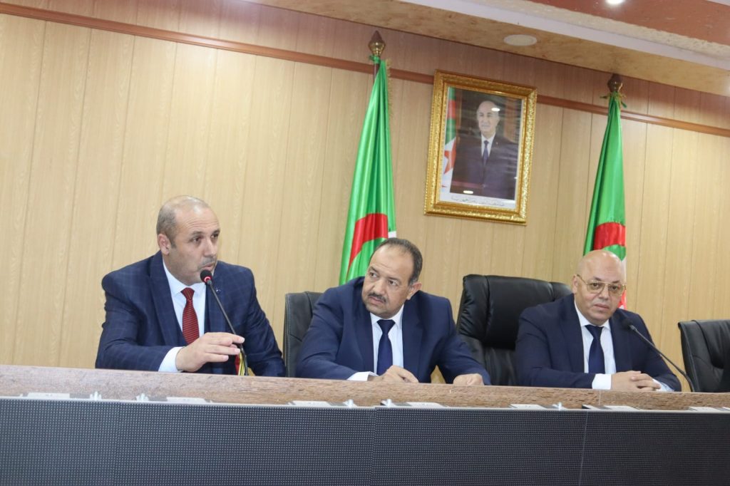 مراسم تنصيب الدكتور عبد الستار حسين كمدير للمركز الوطني للدراسات والبحث في المقاومة الشعبية والحركة الوطنية وثورة اول نوفمبر 1954 (10)