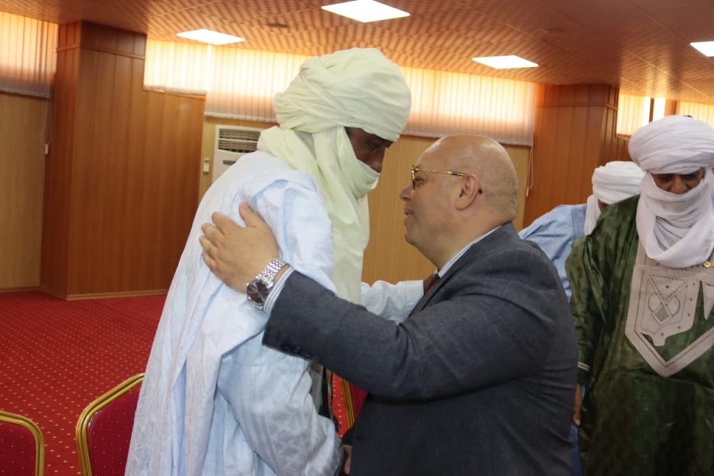 وزير المجاهدين وذوي الحقوق السيد العيد ربيقة يستقبل اعيان طاسيلي آزجر من ولايتي اليزي وجانت (13)