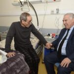 زيارة إلى المستشفى المركزي للجيش بعين النعجة، للاطمئنان على الحالة الصحية للسيد عبد الحق بن بولعيد، نجل الشهيد الرمز مصطفى بن بولعيد